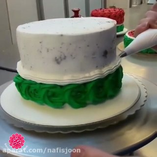 تزیین کیک به شکل هندوانه یلدا