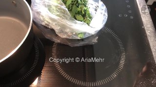 خورشت قرمه سبزی سرخ کردن سبزی قورمه