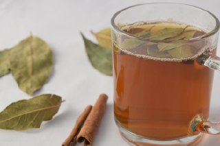عکس چای سبز و دارچین
