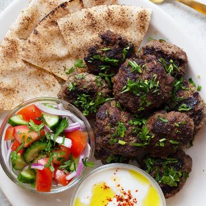 عکس گشنیز کباب آذربایجان