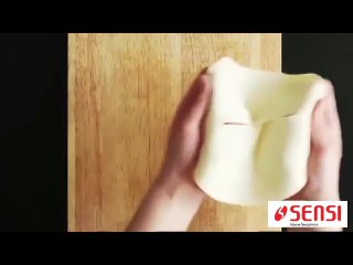 فیلم ی پای همبرگر و سوسیس
