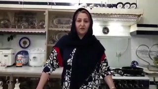 مرغ شکم پر سنتی روستایی