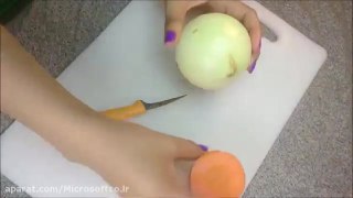 میوه آرایی طرح گل با پیاز و هویج