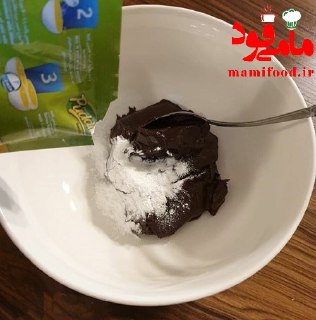 کیک شکلاتی بدون فر با فراستینگ شکلات